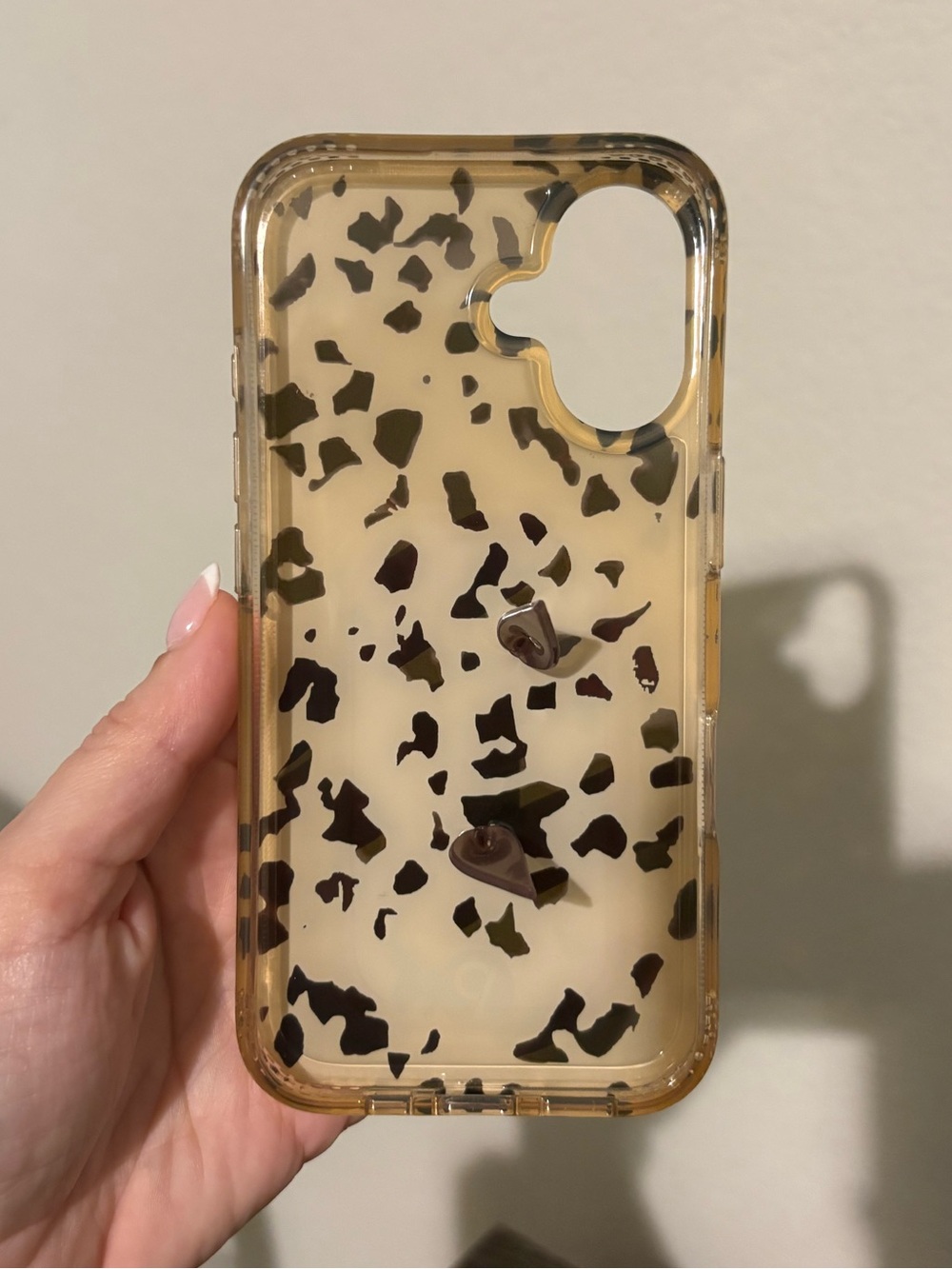 Blonde Tortoise Loopy Case iPhone 16 - Picture 3 of 3